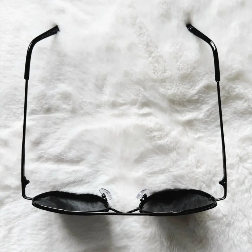 Leo Black Polarized Sunglasses